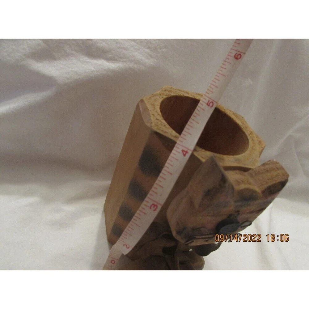 Unbranded wooden kitty